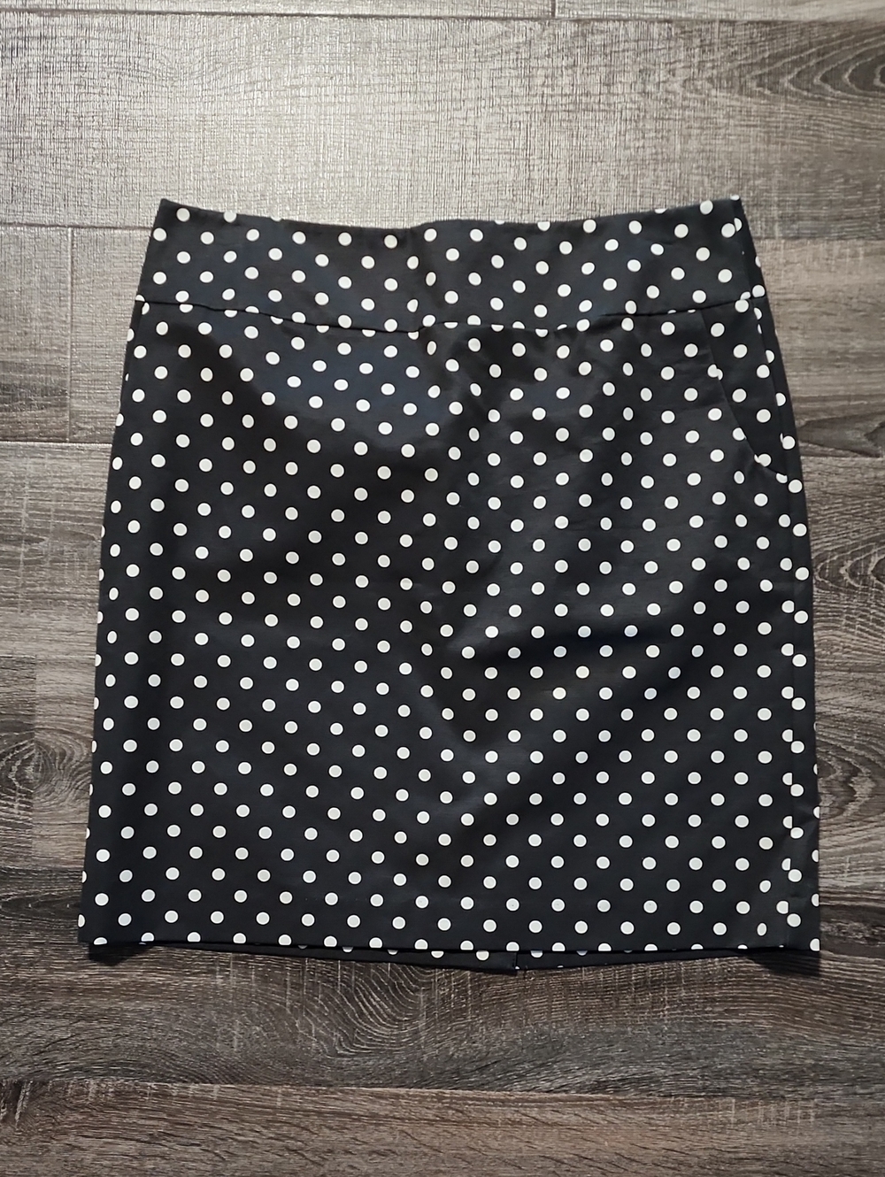 🌵 Merona Polka Dot Pencil Skirt 🌵